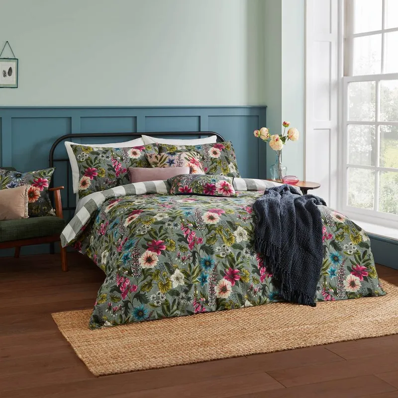 Wylder Nature Hidcote Manor Botanical Duvet Cover Set - Blue Polycotton - Size Double
