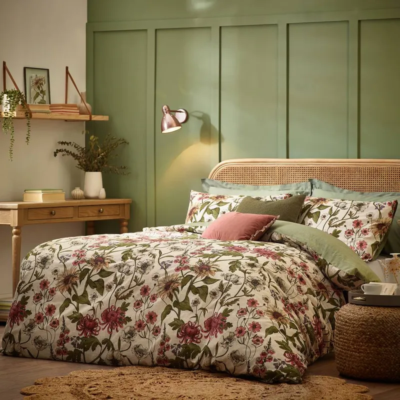 Wylder Nature Wallflower Slub Cotton Floral Duvet Cover Set in Natural Size: Super King - Natural - Size: Super King