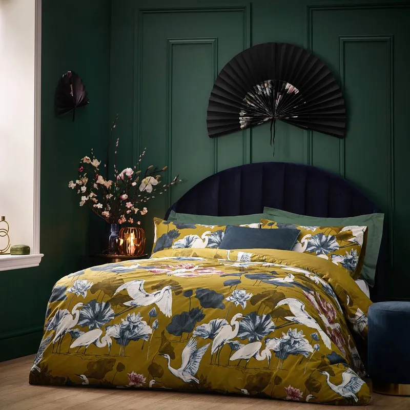 Wylder Tropics Unisex Kushiro Tropical Cotton Rich Duvet Cover Set in Olive Size: Double Olive female