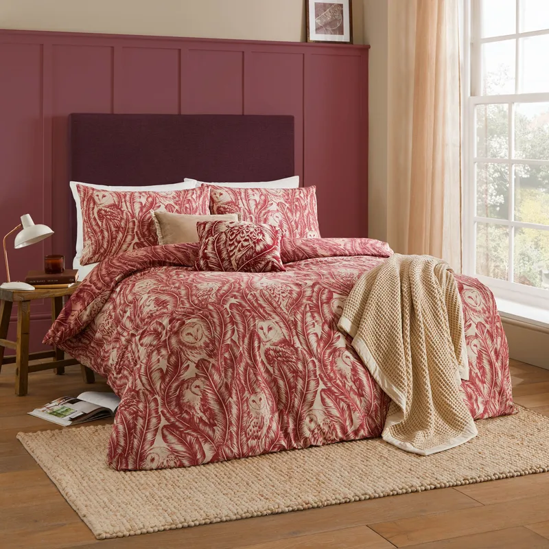 Wylder Albus Barn Owl Floral Duvet Cover Set in Red Size: Double - Red