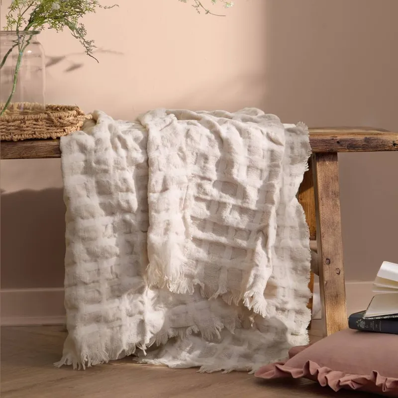 Wylder Walton Waffle Fringed Throw in Ecru Size: 130cm x 180cm - Ecru