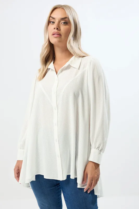 Yours Women's Dipped Hem Shirt in White Size: 20 White 20