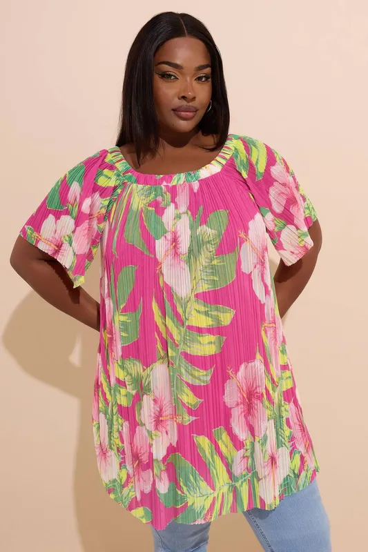 Yours Women's Floral Pleated Top in Pink Size: 18 - Pink