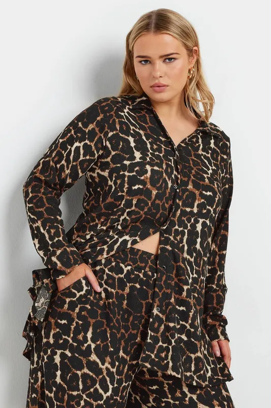 Yours Women's Leopard Print Shirt in Brown Size: 14 - Brown - Size: 14