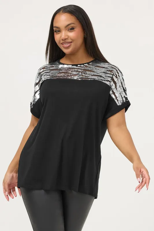 Yours Women's Sequin Animal Top in Black Size: 26-28 - Black