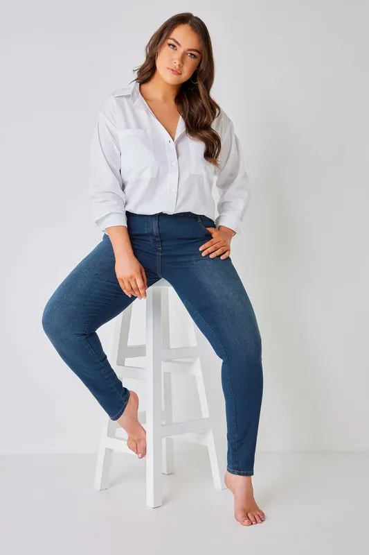 Yours Women's Skinny Ava Jeans in Blue Size: 32R - Blue
