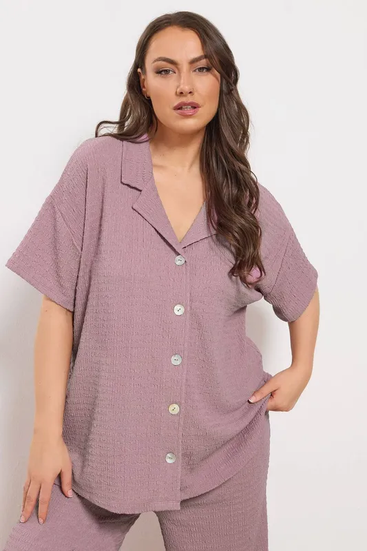 Yours Women's Textured Shirt in Pink Size: 18 - Pink