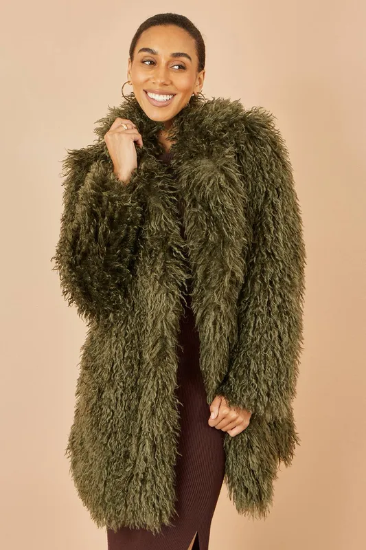 Yumi Women's Green Luxe Long Hair Fur Coat Size: 14 - Green - Size: 14
